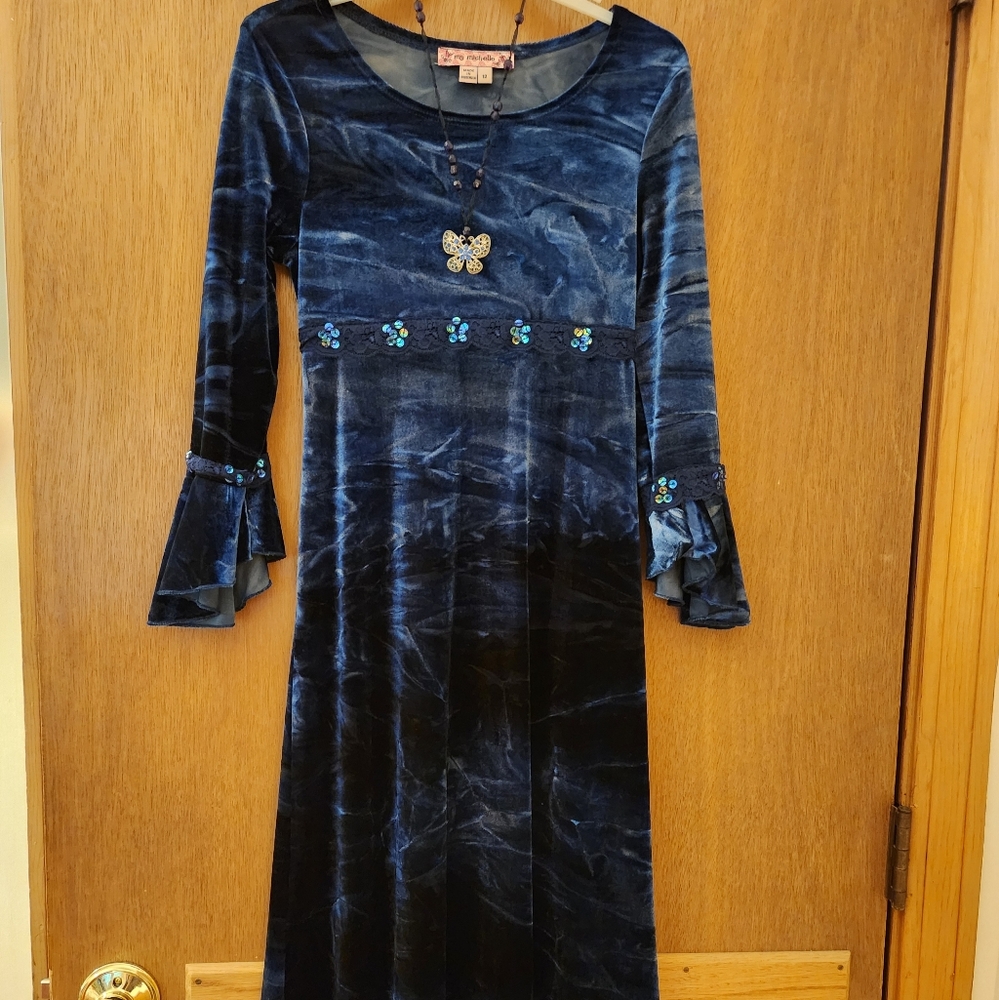 Elegant Blue Velvet Dress, GIRLS SIZE 12